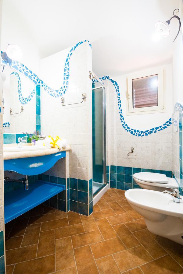 Micali Hotel Orosei Bagian luar foto
