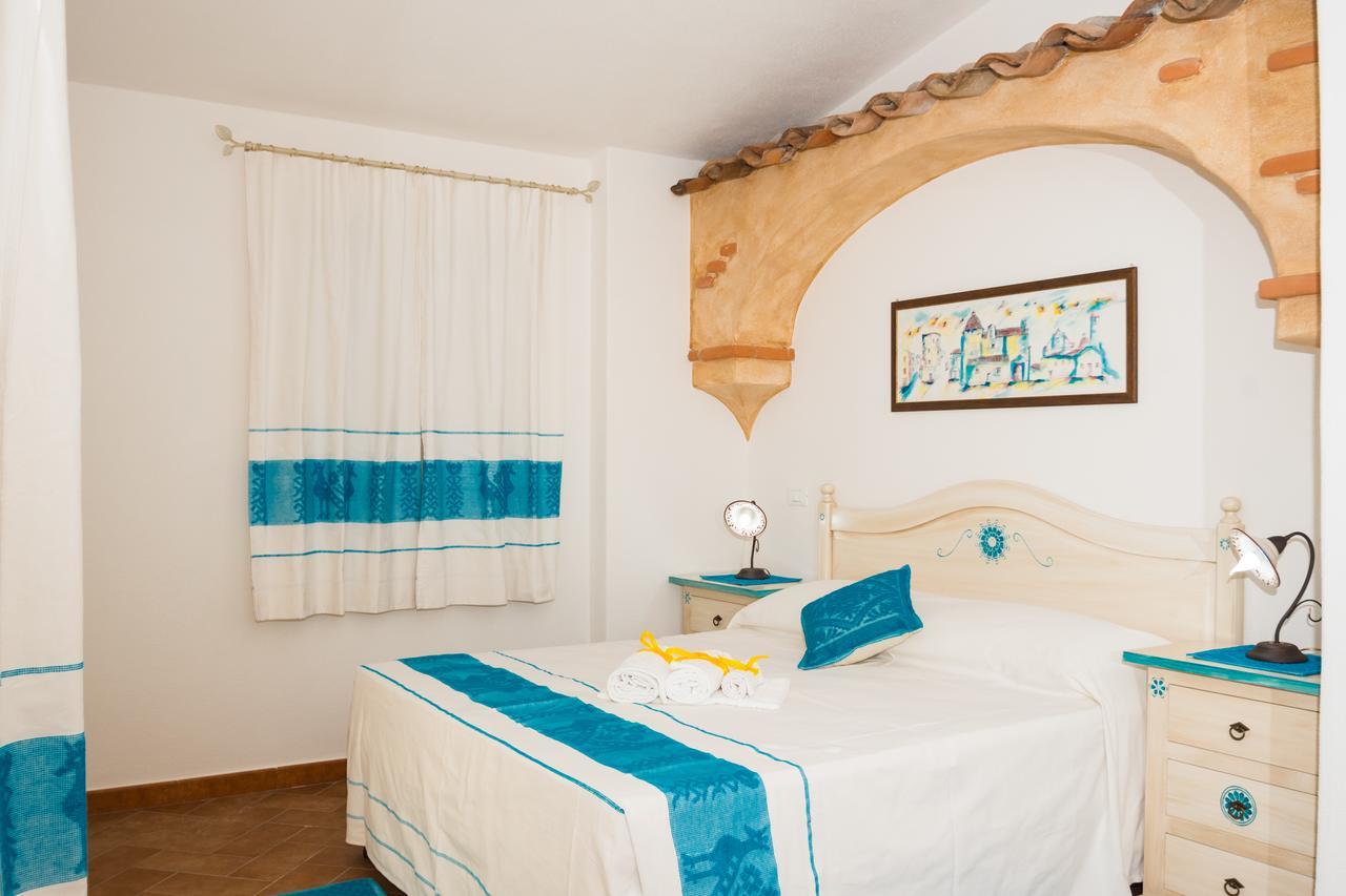 Micali Hotel Orosei Bagian luar foto